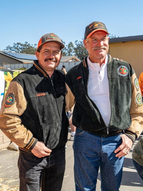Previous winning growers, Leonardo Urena and John Hawkley